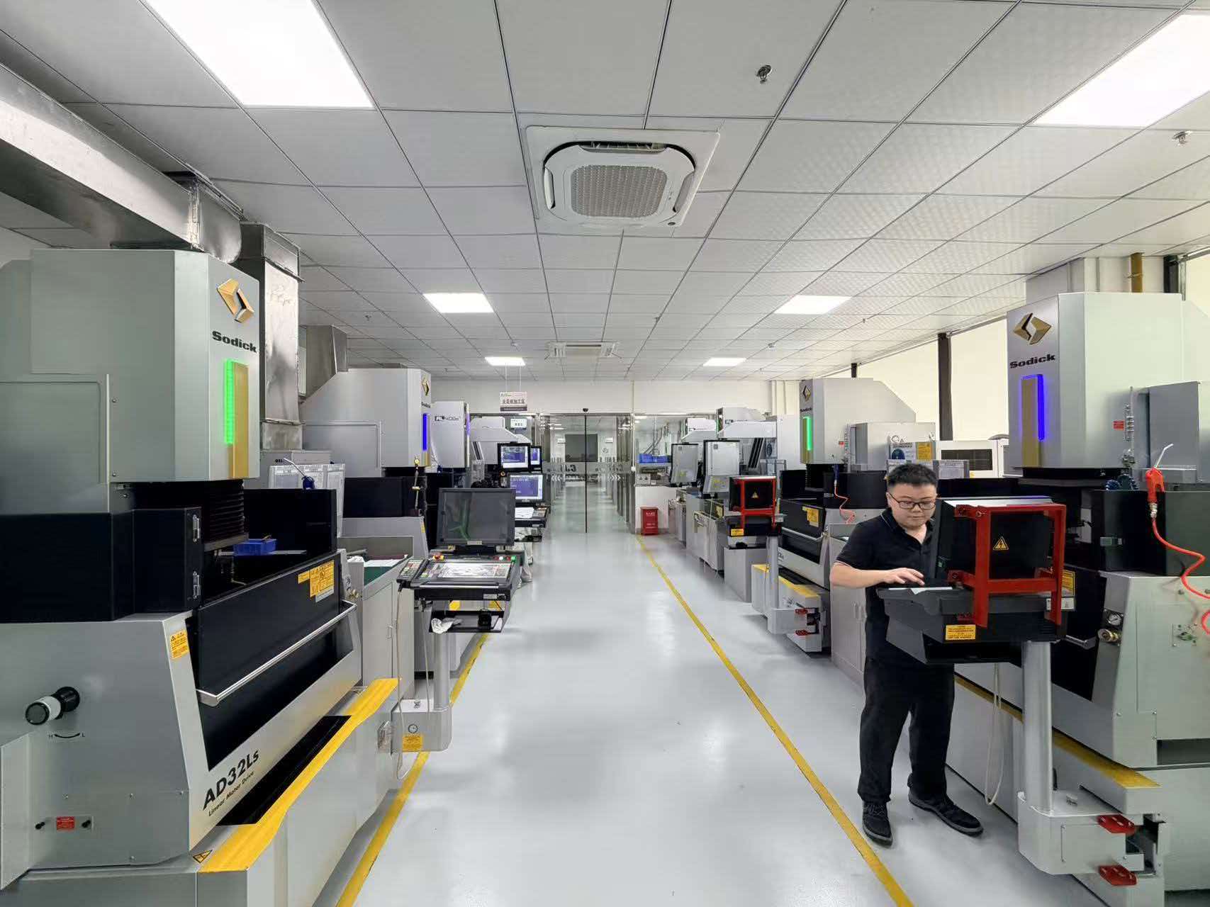 ANE precision equipment workshop